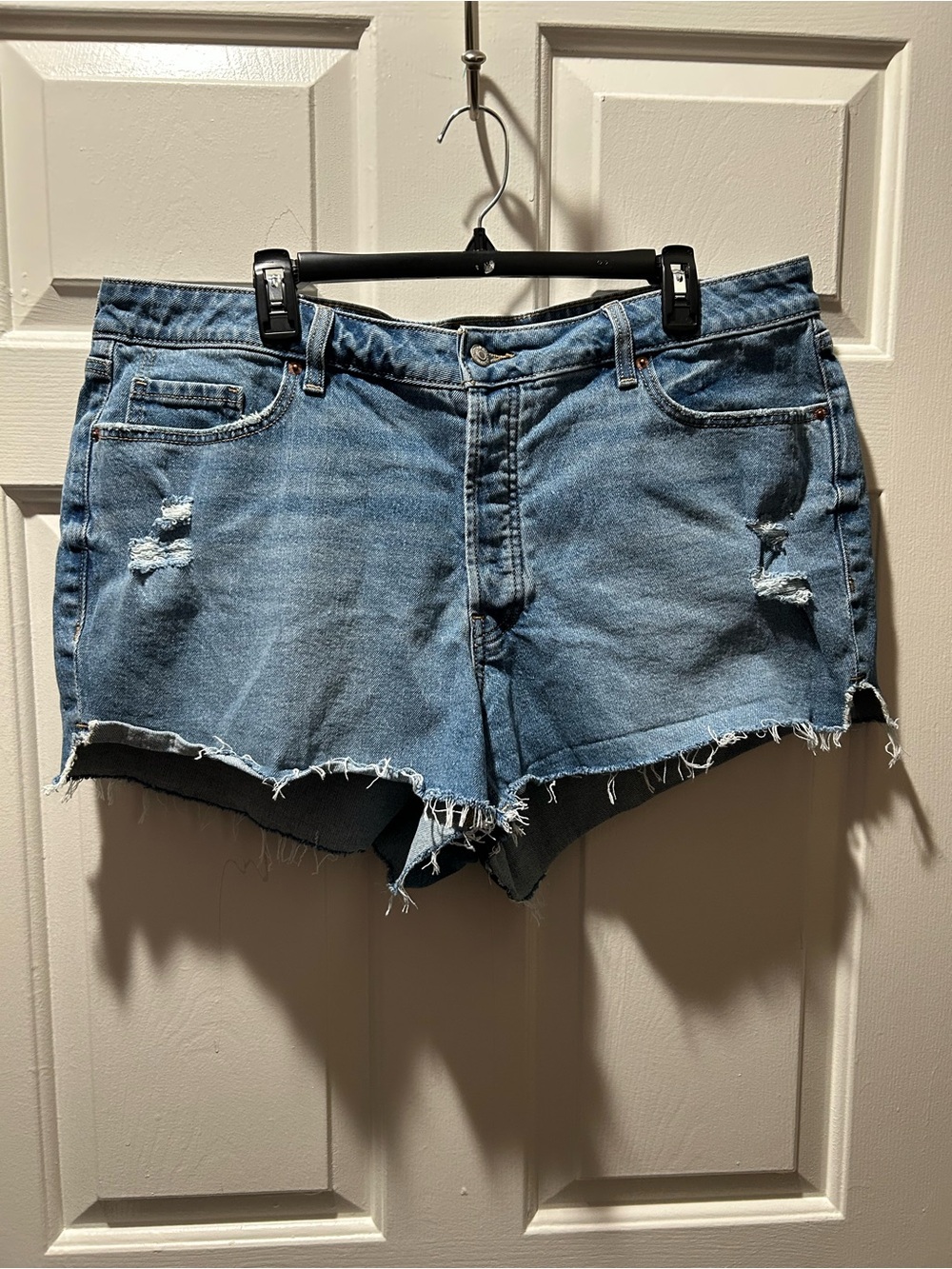 Old Navy High Waisted OG Straight Distressed Denim Cutoff Shorts 3 inch in Lila